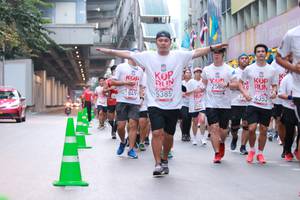 BIB: 5385, 2583, 849, 4352, 535, 2568
                            <button type="button" onclick="openModal(6013275)" class="btn btn-primary btn-sm float-right btn-popup" data-toggle="modal" data-target=".modal-high-quality">
                        <i class="fas fa-shopping-cart"></i> Add to Cart
                    </button>
                                            <button type="button" onclick="isThisMe(6013275, true)" class="btn btn-success btn-sm float-right btn-popup btn-isme hidden" data-toggle="tooltip" data-placement="bottom" title="นี่คือรูปของคุณใช่ไหม คลิกที่นี่เพื่อเอาเข้าอัลบั้ม">
                        <i class="fas fa-plus"></i> Add to album
                    </button>
                    <button type="button" onclick="isThisMe(6013275, false)" class="btn btn-warning btn-sm float-right btn-popup btn-isnotme hidden">
                        <i class="fas fa-ban"></i> Remove from album
                    </button>