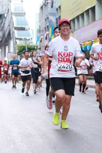 BIB: 2420
                            <button type="button" onclick="openModal(6013165)" class="btn btn-primary btn-sm float-right btn-popup" data-toggle="modal" data-target=".modal-high-quality">
                        <i class="fas fa-shopping-cart"></i> Add to Cart
                    </button>
                                            <button type="button" onclick="isThisMe(6013165, true)" class="btn btn-success btn-sm float-right btn-popup btn-isme hidden" data-toggle="tooltip" data-placement="bottom" title="นี่คือรูปของคุณใช่ไหม คลิกที่นี่เพื่อเอาเข้าอัลบั้ม">
                        <i class="fas fa-plus"></i> Add to album
                    </button>
                    <button type="button" onclick="isThisMe(6013165, false)" class="btn btn-warning btn-sm float-right btn-popup btn-isnotme hidden">
                        <i class="fas fa-ban"></i> Remove from album
                    </button>