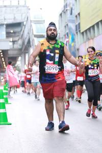 BIB: 3090, 022, 4585
                            <button type="button" onclick="openModal(6013364)" class="btn btn-primary btn-sm float-right btn-popup" data-toggle="modal" data-target=".modal-high-quality">
                        <i class="fas fa-shopping-cart"></i> Add to Cart
                    </button>
                                            <button type="button" onclick="isThisMe(6013364, true)" class="btn btn-success btn-sm float-right btn-popup btn-isme hidden" data-toggle="tooltip" data-placement="bottom" title="นี่คือรูปของคุณใช่ไหม คลิกที่นี่เพื่อเอาเข้าอัลบั้ม">
                        <i class="fas fa-plus"></i> Add to album
                    </button>
                    <button type="button" onclick="isThisMe(6013364, false)" class="btn btn-warning btn-sm float-right btn-popup btn-isnotme hidden">
                        <i class="fas fa-ban"></i> Remove from album
                    </button>