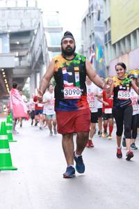 BIB: 3090, 022, 4585
                            <button type="button" onclick="openModal(6013359)" class="btn btn-primary btn-sm float-right btn-popup" data-toggle="modal" data-target=".modal-high-quality">
                        <i class="fas fa-shopping-cart"></i> Add to Cart
                    </button>
                                            <button type="button" onclick="isThisMe(6013359, true)" class="btn btn-success btn-sm float-right btn-popup btn-isme hidden" data-toggle="tooltip" data-placement="bottom" title="นี่คือรูปของคุณใช่ไหม คลิกที่นี่เพื่อเอาเข้าอัลบั้ม">
                        <i class="fas fa-plus"></i> Add to album
                    </button>
                    <button type="button" onclick="isThisMe(6013359, false)" class="btn btn-warning btn-sm float-right btn-popup btn-isnotme hidden">
                        <i class="fas fa-ban"></i> Remove from album
                    </button>