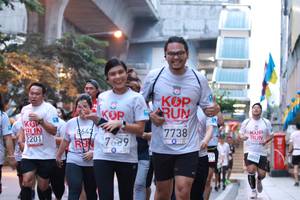 BIB: 2201, 3642, 7738, 4600, 7089
                            <button type="button" onclick="openModal(6011579)" class="btn btn-primary btn-sm float-right btn-popup" data-toggle="modal" data-target=".modal-high-quality">
                        <i class="fas fa-shopping-cart"></i> Add to Cart
                    </button>
                                            <button type="button" onclick="isThisMe(6011579, true)" class="btn btn-success btn-sm float-right btn-popup btn-isme hidden" data-toggle="tooltip" data-placement="bottom" title="นี่คือรูปของคุณใช่ไหม คลิกที่นี่เพื่อเอาเข้าอัลบั้ม">
                        <i class="fas fa-plus"></i> Add to album
                    </button>
                    <button type="button" onclick="isThisMe(6011579, false)" class="btn btn-warning btn-sm float-right btn-popup btn-isnotme hidden">
                        <i class="fas fa-ban"></i> Remove from album
                    </button>