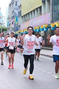 BIB: 8470, 816, 3670, 2837
                            <button type="button" onclick="openModal(6012741)" class="btn btn-primary btn-sm float-right btn-popup" data-toggle="modal" data-target=".modal-high-quality">
                        <i class="fas fa-shopping-cart"></i> Add to Cart
                    </button>
                                            <button type="button" onclick="isThisMe(6012741, true)" class="btn btn-success btn-sm float-right btn-popup btn-isme hidden" data-toggle="tooltip" data-placement="bottom" title="นี่คือรูปของคุณใช่ไหม คลิกที่นี่เพื่อเอาเข้าอัลบั้ม">
                        <i class="fas fa-plus"></i> Add to album
                    </button>
                    <button type="button" onclick="isThisMe(6012741, false)" class="btn btn-warning btn-sm float-right btn-popup btn-isnotme hidden">
                        <i class="fas fa-ban"></i> Remove from album
                    </button>