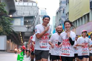 BIB: 3849, 4034, 3535
                            <button type="button" onclick="openModal(6013293)" class="btn btn-primary btn-sm float-right btn-popup" data-toggle="modal" data-target=".modal-high-quality">
                        <i class="fas fa-shopping-cart"></i> Add to Cart
                    </button>
                                            <button type="button" onclick="isThisMe(6013293, true)" class="btn btn-success btn-sm float-right btn-popup btn-isme hidden" data-toggle="tooltip" data-placement="bottom" title="นี่คือรูปของคุณใช่ไหม คลิกที่นี่เพื่อเอาเข้าอัลบั้ม">
                        <i class="fas fa-plus"></i> Add to album
                    </button>
                    <button type="button" onclick="isThisMe(6013293, false)" class="btn btn-warning btn-sm float-right btn-popup btn-isnotme hidden">
                        <i class="fas fa-ban"></i> Remove from album
                    </button>