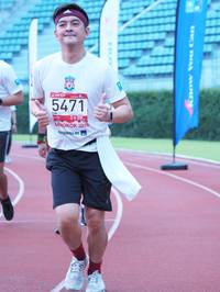 BIB: 5471, 2019
                            <button type="button" onclick="openModal(5936348)" class="btn btn-primary btn-sm float-right btn-popup" data-toggle="modal" data-target=".modal-high-quality">
                        <i class="fas fa-shopping-cart"></i> Add to Cart
                    </button>
                                            <button type="button" onclick="isThisMe(5936348, true)" class="btn btn-success btn-sm float-right btn-popup btn-isme hidden" data-toggle="tooltip" data-placement="bottom" title="นี่คือรูปของคุณใช่ไหม คลิกที่นี่เพื่อเอาเข้าอัลบั้ม">
                        <i class="fas fa-plus"></i> Add to album
                    </button>
                    <button type="button" onclick="isThisMe(5936348, false)" class="btn btn-warning btn-sm float-right btn-popup btn-isnotme hidden">
                        <i class="fas fa-ban"></i> Remove from album
                    </button>