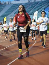 BIB: 6738, 8320, 7796, 6015
                            <button type="button" onclick="openModal(5916864)" class="btn btn-primary btn-sm float-right btn-popup" data-toggle="modal" data-target=".modal-high-quality">
                        <i class="fas fa-shopping-cart"></i> Add to Cart
                    </button>
                                            <button type="button" onclick="isThisMe(5916864, true)" class="btn btn-success btn-sm float-right btn-popup btn-isme hidden" data-toggle="tooltip" data-placement="bottom" title="นี่คือรูปของคุณใช่ไหม คลิกที่นี่เพื่อเอาเข้าอัลบั้ม">
                        <i class="fas fa-plus"></i> Add to album
                    </button>
                    <button type="button" onclick="isThisMe(5916864, false)" class="btn btn-warning btn-sm float-right btn-popup btn-isnotme hidden">
                        <i class="fas fa-ban"></i> Remove from album
                    </button>