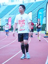 BIB: 1825, 1689
                            <button type="button" onclick="openModal(5933035)" class="btn btn-primary btn-sm float-right btn-popup" data-toggle="modal" data-target=".modal-high-quality">
                        <i class="fas fa-shopping-cart"></i> Add to Cart
                    </button>
                                            <button type="button" onclick="isThisMe(5933035, true)" class="btn btn-success btn-sm float-right btn-popup btn-isme hidden" data-toggle="tooltip" data-placement="bottom" title="นี่คือรูปของคุณใช่ไหม คลิกที่นี่เพื่อเอาเข้าอัลบั้ม">
                        <i class="fas fa-plus"></i> Add to album
                    </button>
                    <button type="button" onclick="isThisMe(5933035, false)" class="btn btn-warning btn-sm float-right btn-popup btn-isnotme hidden">
                        <i class="fas fa-ban"></i> Remove from album
                    </button>