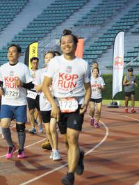 BIB: 6729, 6619, 1724
                            <button type="button" onclick="openModal(5915204)" class="btn btn-primary btn-sm float-right btn-popup" data-toggle="modal" data-target=".modal-high-quality">
                        <i class="fas fa-shopping-cart"></i> Add to Cart
                    </button>
                                            <button type="button" onclick="isThisMe(5915204, true)" class="btn btn-success btn-sm float-right btn-popup btn-isme hidden" data-toggle="tooltip" data-placement="bottom" title="นี่คือรูปของคุณใช่ไหม คลิกที่นี่เพื่อเอาเข้าอัลบั้ม">
                        <i class="fas fa-plus"></i> Add to album
                    </button>
                    <button type="button" onclick="isThisMe(5915204, false)" class="btn btn-warning btn-sm float-right btn-popup btn-isnotme hidden">
                        <i class="fas fa-ban"></i> Remove from album
                    </button>