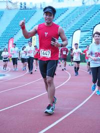 BIB: 1647, 308, 
                            <button type="button" onclick="openModal(5934035)" class="btn btn-primary btn-sm float-right btn-popup" data-toggle="modal" data-target=".modal-high-quality">
                        <i class="fas fa-shopping-cart"></i> Add to Cart
                    </button>
                                            <button type="button" onclick="isThisMe(5934035, true)" class="btn btn-success btn-sm float-right btn-popup btn-isme hidden" data-toggle="tooltip" data-placement="bottom" title="นี่คือรูปของคุณใช่ไหม คลิกที่นี่เพื่อเอาเข้าอัลบั้ม">
                        <i class="fas fa-plus"></i> Add to album
                    </button>
                    <button type="button" onclick="isThisMe(5934035, false)" class="btn btn-warning btn-sm float-right btn-popup btn-isnotme hidden">
                        <i class="fas fa-ban"></i> Remove from album
                    </button>