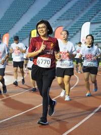 BIB: 6770, 8506, 1292
                            <button type="button" onclick="openModal(5916567)" class="btn btn-primary btn-sm float-right btn-popup" data-toggle="modal" data-target=".modal-high-quality">
                        <i class="fas fa-shopping-cart"></i> Add to Cart
                    </button>
                                            <button type="button" onclick="isThisMe(5916567, true)" class="btn btn-success btn-sm float-right btn-popup btn-isme hidden" data-toggle="tooltip" data-placement="bottom" title="นี่คือรูปของคุณใช่ไหม คลิกที่นี่เพื่อเอาเข้าอัลบั้ม">
                        <i class="fas fa-plus"></i> Add to album
                    </button>
                    <button type="button" onclick="isThisMe(5916567, false)" class="btn btn-warning btn-sm float-right btn-popup btn-isnotme hidden">
                        <i class="fas fa-ban"></i> Remove from album
                    </button>