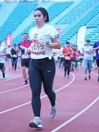 BIB: 1095
                            <button type="button" onclick="openModal(5934181)" class="btn btn-primary btn-sm float-right btn-popup" data-toggle="modal" data-target=".modal-high-quality">
                        <i class="fas fa-shopping-cart"></i> Add to Cart
                    </button>
                                            <button type="button" onclick="isThisMe(5934181, true)" class="btn btn-success btn-sm float-right btn-popup btn-isme hidden" data-toggle="tooltip" data-placement="bottom" title="นี่คือรูปของคุณใช่ไหม คลิกที่นี่เพื่อเอาเข้าอัลบั้ม">
                        <i class="fas fa-plus"></i> Add to album
                    </button>
                    <button type="button" onclick="isThisMe(5934181, false)" class="btn btn-warning btn-sm float-right btn-popup btn-isnotme hidden">
                        <i class="fas fa-ban"></i> Remove from album
                    </button>