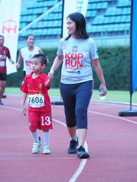 BIB: 7606
                            <button type="button" onclick="openModal(5933698)" class="btn btn-primary btn-sm float-right btn-popup" data-toggle="modal" data-target=".modal-high-quality">
                        <i class="fas fa-shopping-cart"></i> Add to Cart
                    </button>
                                            <button type="button" onclick="isThisMe(5933698, true)" class="btn btn-success btn-sm float-right btn-popup btn-isme hidden" data-toggle="tooltip" data-placement="bottom" title="นี่คือรูปของคุณใช่ไหม คลิกที่นี่เพื่อเอาเข้าอัลบั้ม">
                        <i class="fas fa-plus"></i> Add to album
                    </button>
                    <button type="button" onclick="isThisMe(5933698, false)" class="btn btn-warning btn-sm float-right btn-popup btn-isnotme hidden">
                        <i class="fas fa-ban"></i> Remove from album
                    </button>