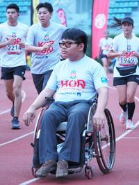 BIB: 2214, 1949
                            <button type="button" onclick="openModal(5936059)" class="btn btn-primary btn-sm float-right btn-popup" data-toggle="modal" data-target=".modal-high-quality">
                        <i class="fas fa-shopping-cart"></i> Add to Cart
                    </button>
                                            <button type="button" onclick="isThisMe(5936059, true)" class="btn btn-success btn-sm float-right btn-popup btn-isme hidden" data-toggle="tooltip" data-placement="bottom" title="นี่คือรูปของคุณใช่ไหม คลิกที่นี่เพื่อเอาเข้าอัลบั้ม">
                        <i class="fas fa-plus"></i> Add to album
                    </button>
                    <button type="button" onclick="isThisMe(5936059, false)" class="btn btn-warning btn-sm float-right btn-popup btn-isnotme hidden">
                        <i class="fas fa-ban"></i> Remove from album
                    </button>