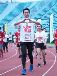 BIB: 2019, 3611, 3536
                            <button type="button" onclick="openModal(5943604)" class="btn btn-primary btn-sm float-right btn-popup" data-toggle="modal" data-target=".modal-high-quality">
                        <i class="fas fa-shopping-cart"></i> Add to Cart
                    </button>
                                            <button type="button" onclick="isThisMe(5943604, true)" class="btn btn-success btn-sm float-right btn-popup btn-isme hidden" data-toggle="tooltip" data-placement="bottom" title="นี่คือรูปของคุณใช่ไหม คลิกที่นี่เพื่อเอาเข้าอัลบั้ม">
                        <i class="fas fa-plus"></i> Add to album
                    </button>
                    <button type="button" onclick="isThisMe(5943604, false)" class="btn btn-warning btn-sm float-right btn-popup btn-isnotme hidden">
                        <i class="fas fa-ban"></i> Remove from album
                    </button>