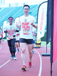 BIB: 2737, 3037
                            <button type="button" onclick="openModal(5933461)" class="btn btn-primary btn-sm float-right btn-popup" data-toggle="modal" data-target=".modal-high-quality">
                        <i class="fas fa-shopping-cart"></i> Add to Cart
                    </button>
                                            <button type="button" onclick="isThisMe(5933461, true)" class="btn btn-success btn-sm float-right btn-popup btn-isme hidden" data-toggle="tooltip" data-placement="bottom" title="นี่คือรูปของคุณใช่ไหม คลิกที่นี่เพื่อเอาเข้าอัลบั้ม">
                        <i class="fas fa-plus"></i> Add to album
                    </button>
                    <button type="button" onclick="isThisMe(5933461, false)" class="btn btn-warning btn-sm float-right btn-popup btn-isnotme hidden">
                        <i class="fas fa-ban"></i> Remove from album
                    </button>