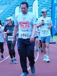 BIB: 201, 6323, 7942, 632
                            <button type="button" onclick="openModal(5926860)" class="btn btn-primary btn-sm float-right btn-popup" data-toggle="modal" data-target=".modal-high-quality">
                        <i class="fas fa-shopping-cart"></i> Add to Cart
                    </button>
                                            <button type="button" onclick="isThisMe(5926860, true)" class="btn btn-success btn-sm float-right btn-popup btn-isme hidden" data-toggle="tooltip" data-placement="bottom" title="นี่คือรูปของคุณใช่ไหม คลิกที่นี่เพื่อเอาเข้าอัลบั้ม">
                        <i class="fas fa-plus"></i> Add to album
                    </button>
                    <button type="button" onclick="isThisMe(5926860, false)" class="btn btn-warning btn-sm float-right btn-popup btn-isnotme hidden">
                        <i class="fas fa-ban"></i> Remove from album
                    </button>