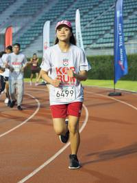 BIB: 6499
                            <button type="button" onclick="openModal(5914186)" class="btn btn-primary btn-sm float-right btn-popup" data-toggle="modal" data-target=".modal-high-quality">
                        <i class="fas fa-shopping-cart"></i> Add to Cart
                    </button>
                                            <button type="button" onclick="isThisMe(5914186, true)" class="btn btn-success btn-sm float-right btn-popup btn-isme hidden" data-toggle="tooltip" data-placement="bottom" title="นี่คือรูปของคุณใช่ไหม คลิกที่นี่เพื่อเอาเข้าอัลบั้ม">
                        <i class="fas fa-plus"></i> Add to album
                    </button>
                    <button type="button" onclick="isThisMe(5914186, false)" class="btn btn-warning btn-sm float-right btn-popup btn-isnotme hidden">
                        <i class="fas fa-ban"></i> Remove from album
                    </button>