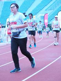 BIB: 6252
                            <button type="button" onclick="openModal(5930495)" class="btn btn-primary btn-sm float-right btn-popup" data-toggle="modal" data-target=".modal-high-quality">
                        <i class="fas fa-shopping-cart"></i> Add to Cart
                    </button>
                                            <button type="button" onclick="isThisMe(5930495, true)" class="btn btn-success btn-sm float-right btn-popup btn-isme hidden" data-toggle="tooltip" data-placement="bottom" title="นี่คือรูปของคุณใช่ไหม คลิกที่นี่เพื่อเอาเข้าอัลบั้ม">
                        <i class="fas fa-plus"></i> Add to album
                    </button>
                    <button type="button" onclick="isThisMe(5930495, false)" class="btn btn-warning btn-sm float-right btn-popup btn-isnotme hidden">
                        <i class="fas fa-ban"></i> Remove from album
                    </button>