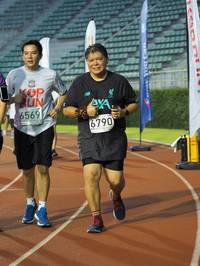 BIB: 6569, 6790
                            <button type="button" onclick="openModal(5912115)" class="btn btn-primary btn-sm float-right btn-popup" data-toggle="modal" data-target=".modal-high-quality">
                        <i class="fas fa-shopping-cart"></i> Add to Cart
                    </button>
                                            <button type="button" onclick="isThisMe(5912115, true)" class="btn btn-success btn-sm float-right btn-popup btn-isme hidden" data-toggle="tooltip" data-placement="bottom" title="นี่คือรูปของคุณใช่ไหม คลิกที่นี่เพื่อเอาเข้าอัลบั้ม">
                        <i class="fas fa-plus"></i> Add to album
                    </button>
                    <button type="button" onclick="isThisMe(5912115, false)" class="btn btn-warning btn-sm float-right btn-popup btn-isnotme hidden">
                        <i class="fas fa-ban"></i> Remove from album
                    </button>