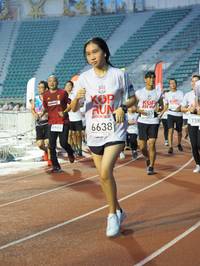 BIB: 6638, 385, 738, 8402
                            <button type="button" onclick="openModal(5914851)" class="btn btn-primary btn-sm float-right btn-popup" data-toggle="modal" data-target=".modal-high-quality">
                        <i class="fas fa-shopping-cart"></i> Add to Cart
                    </button>
                                            <button type="button" onclick="isThisMe(5914851, true)" class="btn btn-success btn-sm float-right btn-popup btn-isme hidden" data-toggle="tooltip" data-placement="bottom" title="นี่คือรูปของคุณใช่ไหม คลิกที่นี่เพื่อเอาเข้าอัลบั้ม">
                        <i class="fas fa-plus"></i> Add to album
                    </button>
                    <button type="button" onclick="isThisMe(5914851, false)" class="btn btn-warning btn-sm float-right btn-popup btn-isnotme hidden">
                        <i class="fas fa-ban"></i> Remove from album
                    </button>