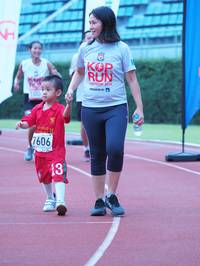 BIB: 2019, 100, 7606
                            <button type="button" onclick="openModal(5933681)" class="btn btn-primary btn-sm float-right btn-popup" data-toggle="modal" data-target=".modal-high-quality">
                        <i class="fas fa-shopping-cart"></i> Add to Cart
                    </button>
                                            <button type="button" onclick="isThisMe(5933681, true)" class="btn btn-success btn-sm float-right btn-popup btn-isme hidden" data-toggle="tooltip" data-placement="bottom" title="นี่คือรูปของคุณใช่ไหม คลิกที่นี่เพื่อเอาเข้าอัลบั้ม">
                        <i class="fas fa-plus"></i> Add to album
                    </button>
                    <button type="button" onclick="isThisMe(5933681, false)" class="btn btn-warning btn-sm float-right btn-popup btn-isnotme hidden">
                        <i class="fas fa-ban"></i> Remove from album
                    </button>