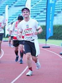 BIB: 5471
                            <button type="button" onclick="openModal(5936293)" class="btn btn-primary btn-sm float-right btn-popup" data-toggle="modal" data-target=".modal-high-quality">
                        <i class="fas fa-shopping-cart"></i> Add to Cart
                    </button>
                                            <button type="button" onclick="isThisMe(5936293, true)" class="btn btn-success btn-sm float-right btn-popup btn-isme hidden" data-toggle="tooltip" data-placement="bottom" title="นี่คือรูปของคุณใช่ไหม คลิกที่นี่เพื่อเอาเข้าอัลบั้ม">
                        <i class="fas fa-plus"></i> Add to album
                    </button>
                    <button type="button" onclick="isThisMe(5936293, false)" class="btn btn-warning btn-sm float-right btn-popup btn-isnotme hidden">
                        <i class="fas fa-ban"></i> Remove from album
                    </button>