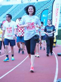 BIB: 887, 7030, 201
                            <button type="button" onclick="openModal(5931840)" class="btn btn-primary btn-sm float-right btn-popup" data-toggle="modal" data-target=".modal-high-quality">
                        <i class="fas fa-shopping-cart"></i> Add to Cart
                    </button>
                                            <button type="button" onclick="isThisMe(5931840, true)" class="btn btn-success btn-sm float-right btn-popup btn-isme hidden" data-toggle="tooltip" data-placement="bottom" title="นี่คือรูปของคุณใช่ไหม คลิกที่นี่เพื่อเอาเข้าอัลบั้ม">
                        <i class="fas fa-plus"></i> Add to album
                    </button>
                    <button type="button" onclick="isThisMe(5931840, false)" class="btn btn-warning btn-sm float-right btn-popup btn-isnotme hidden">
                        <i class="fas fa-ban"></i> Remove from album
                    </button>