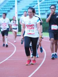 BIB: 1918, 1541
                            <button type="button" onclick="openModal(5940192)" class="btn btn-primary btn-sm float-right btn-popup" data-toggle="modal" data-target=".modal-high-quality">
                        <i class="fas fa-shopping-cart"></i> Add to Cart
                    </button>
                                            <button type="button" onclick="isThisMe(5940192, true)" class="btn btn-success btn-sm float-right btn-popup btn-isme hidden" data-toggle="tooltip" data-placement="bottom" title="นี่คือรูปของคุณใช่ไหม คลิกที่นี่เพื่อเอาเข้าอัลบั้ม">
                        <i class="fas fa-plus"></i> Add to album
                    </button>
                    <button type="button" onclick="isThisMe(5940192, false)" class="btn btn-warning btn-sm float-right btn-popup btn-isnotme hidden">
                        <i class="fas fa-ban"></i> Remove from album
                    </button>