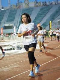 BIB: 7081, 850
                            <button type="button" onclick="openModal(5913846)" class="btn btn-primary btn-sm float-right btn-popup" data-toggle="modal" data-target=".modal-high-quality">
                        <i class="fas fa-shopping-cart"></i> Add to Cart
                    </button>
                                            <button type="button" onclick="isThisMe(5913846, true)" class="btn btn-success btn-sm float-right btn-popup btn-isme hidden" data-toggle="tooltip" data-placement="bottom" title="นี่คือรูปของคุณใช่ไหม คลิกที่นี่เพื่อเอาเข้าอัลบั้ม">
                        <i class="fas fa-plus"></i> Add to album
                    </button>
                    <button type="button" onclick="isThisMe(5913846, false)" class="btn btn-warning btn-sm float-right btn-popup btn-isnotme hidden">
                        <i class="fas fa-ban"></i> Remove from album
                    </button>