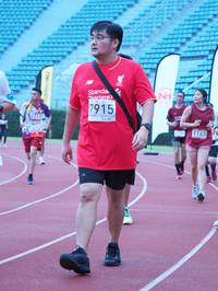 BIB: 7915, 1165
                            <button type="button" onclick="openModal(5933597)" class="btn btn-primary btn-sm float-right btn-popup" data-toggle="modal" data-target=".modal-high-quality">
                        <i class="fas fa-shopping-cart"></i> Add to Cart
                    </button>
                                            <button type="button" onclick="isThisMe(5933597, true)" class="btn btn-success btn-sm float-right btn-popup btn-isme hidden" data-toggle="tooltip" data-placement="bottom" title="นี่คือรูปของคุณใช่ไหม คลิกที่นี่เพื่อเอาเข้าอัลบั้ม">
                        <i class="fas fa-plus"></i> Add to album
                    </button>
                    <button type="button" onclick="isThisMe(5933597, false)" class="btn btn-warning btn-sm float-right btn-popup btn-isnotme hidden">
                        <i class="fas fa-ban"></i> Remove from album
                    </button>