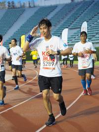 BIB: 5289, 010
                            <button type="button" onclick="openModal(5915951)" class="btn btn-primary btn-sm float-right btn-popup" data-toggle="modal" data-target=".modal-high-quality">
                        <i class="fas fa-shopping-cart"></i> Add to Cart
                    </button>
                                            <button type="button" onclick="isThisMe(5915951, true)" class="btn btn-success btn-sm float-right btn-popup btn-isme hidden" data-toggle="tooltip" data-placement="bottom" title="นี่คือรูปของคุณใช่ไหม คลิกที่นี่เพื่อเอาเข้าอัลบั้ม">
                        <i class="fas fa-plus"></i> Add to album
                    </button>
                    <button type="button" onclick="isThisMe(5915951, false)" class="btn btn-warning btn-sm float-right btn-popup btn-isnotme hidden">
                        <i class="fas fa-ban"></i> Remove from album
                    </button>