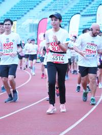 BIB: 4957, 2620, 4514
                            <button type="button" onclick="openModal(5934941)" class="btn btn-primary btn-sm float-right btn-popup" data-toggle="modal" data-target=".modal-high-quality">
                        <i class="fas fa-shopping-cart"></i> Add to Cart
                    </button>
                                            <button type="button" onclick="isThisMe(5934941, true)" class="btn btn-success btn-sm float-right btn-popup btn-isme hidden" data-toggle="tooltip" data-placement="bottom" title="นี่คือรูปของคุณใช่ไหม คลิกที่นี่เพื่อเอาเข้าอัลบั้ม">
                        <i class="fas fa-plus"></i> Add to album
                    </button>
                    <button type="button" onclick="isThisMe(5934941, false)" class="btn btn-warning btn-sm float-right btn-popup btn-isnotme hidden">
                        <i class="fas fa-ban"></i> Remove from album
                    </button>