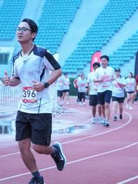 BIB: 396
                            <button type="button" onclick="openModal(5933679)" class="btn btn-primary btn-sm float-right btn-popup" data-toggle="modal" data-target=".modal-high-quality">
                        <i class="fas fa-shopping-cart"></i> Add to Cart
                    </button>
                                            <button type="button" onclick="isThisMe(5933679, true)" class="btn btn-success btn-sm float-right btn-popup btn-isme hidden" data-toggle="tooltip" data-placement="bottom" title="นี่คือรูปของคุณใช่ไหม คลิกที่นี่เพื่อเอาเข้าอัลบั้ม">
                        <i class="fas fa-plus"></i> Add to album
                    </button>
                    <button type="button" onclick="isThisMe(5933679, false)" class="btn btn-warning btn-sm float-right btn-popup btn-isnotme hidden">
                        <i class="fas fa-ban"></i> Remove from album
                    </button>