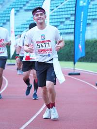 BIB: 5471, 2019
                            <button type="button" onclick="openModal(5936295)" class="btn btn-primary btn-sm float-right btn-popup" data-toggle="modal" data-target=".modal-high-quality">
                        <i class="fas fa-shopping-cart"></i> Add to Cart
                    </button>
                                            <button type="button" onclick="isThisMe(5936295, true)" class="btn btn-success btn-sm float-right btn-popup btn-isme hidden" data-toggle="tooltip" data-placement="bottom" title="นี่คือรูปของคุณใช่ไหม คลิกที่นี่เพื่อเอาเข้าอัลบั้ม">
                        <i class="fas fa-plus"></i> Add to album
                    </button>
                    <button type="button" onclick="isThisMe(5936295, false)" class="btn btn-warning btn-sm float-right btn-popup btn-isnotme hidden">
                        <i class="fas fa-ban"></i> Remove from album
                    </button>