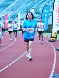 BIB: 826, 2019
                            <button type="button" onclick="openModal(5935680)" class="btn btn-primary btn-sm float-right btn-popup" data-toggle="modal" data-target=".modal-high-quality">
                        <i class="fas fa-shopping-cart"></i> Add to Cart
                    </button>
                                            <button type="button" onclick="isThisMe(5935680, true)" class="btn btn-success btn-sm float-right btn-popup btn-isme hidden" data-toggle="tooltip" data-placement="bottom" title="นี่คือรูปของคุณใช่ไหม คลิกที่นี่เพื่อเอาเข้าอัลบั้ม">
                        <i class="fas fa-plus"></i> Add to album
                    </button>
                    <button type="button" onclick="isThisMe(5935680, false)" class="btn btn-warning btn-sm float-right btn-popup btn-isnotme hidden">
                        <i class="fas fa-ban"></i> Remove from album
                    </button>