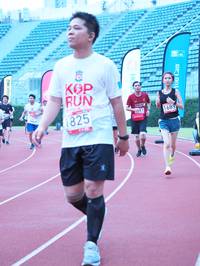 BIB: 1689, 1825
                            <button type="button" onclick="openModal(5933081)" class="btn btn-primary btn-sm float-right btn-popup" data-toggle="modal" data-target=".modal-high-quality">
                        <i class="fas fa-shopping-cart"></i> Add to Cart
                    </button>
                                            <button type="button" onclick="isThisMe(5933081, true)" class="btn btn-success btn-sm float-right btn-popup btn-isme hidden" data-toggle="tooltip" data-placement="bottom" title="นี่คือรูปของคุณใช่ไหม คลิกที่นี่เพื่อเอาเข้าอัลบั้ม">
                        <i class="fas fa-plus"></i> Add to album
                    </button>
                    <button type="button" onclick="isThisMe(5933081, false)" class="btn btn-warning btn-sm float-right btn-popup btn-isnotme hidden">
                        <i class="fas fa-ban"></i> Remove from album
                    </button>