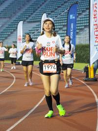 BIB: 7402, 6671, 361, 1974
                            <button type="button" onclick="openModal(5915262)" class="btn btn-primary btn-sm float-right btn-popup" data-toggle="modal" data-target=".modal-high-quality">
                        <i class="fas fa-shopping-cart"></i> Add to Cart
                    </button>
                                            <button type="button" onclick="isThisMe(5915262, true)" class="btn btn-success btn-sm float-right btn-popup btn-isme hidden" data-toggle="tooltip" data-placement="bottom" title="นี่คือรูปของคุณใช่ไหม คลิกที่นี่เพื่อเอาเข้าอัลบั้ม">
                        <i class="fas fa-plus"></i> Add to album
                    </button>
                    <button type="button" onclick="isThisMe(5915262, false)" class="btn btn-warning btn-sm float-right btn-popup btn-isnotme hidden">
                        <i class="fas fa-ban"></i> Remove from album
                    </button>