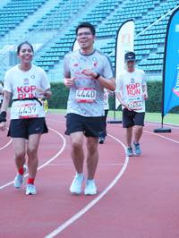 BIB: 4440, 4439, 2656
                            <button type="button" onclick="openModal(5935991)" class="btn btn-primary btn-sm float-right btn-popup" data-toggle="modal" data-target=".modal-high-quality">
                        <i class="fas fa-shopping-cart"></i> Add to Cart
                    </button>
                                            <button type="button" onclick="isThisMe(5935991, true)" class="btn btn-success btn-sm float-right btn-popup btn-isme hidden" data-toggle="tooltip" data-placement="bottom" title="นี่คือรูปของคุณใช่ไหม คลิกที่นี่เพื่อเอาเข้าอัลบั้ม">
                        <i class="fas fa-plus"></i> Add to album
                    </button>
                    <button type="button" onclick="isThisMe(5935991, false)" class="btn btn-warning btn-sm float-right btn-popup btn-isnotme hidden">
                        <i class="fas fa-ban"></i> Remove from album
                    </button>