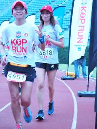 BIB: 6618, 4951
                            <button type="button" onclick="openModal(5920770)" class="btn btn-primary btn-sm float-right btn-popup" data-toggle="modal" data-target=".modal-high-quality">
                        <i class="fas fa-shopping-cart"></i> Add to Cart
                    </button>
                                            <button type="button" onclick="isThisMe(5920770, true)" class="btn btn-success btn-sm float-right btn-popup btn-isme hidden" data-toggle="tooltip" data-placement="bottom" title="นี่คือรูปของคุณใช่ไหม คลิกที่นี่เพื่อเอาเข้าอัลบั้ม">
                        <i class="fas fa-plus"></i> Add to album
                    </button>
                    <button type="button" onclick="isThisMe(5920770, false)" class="btn btn-warning btn-sm float-right btn-popup btn-isnotme hidden">
                        <i class="fas fa-ban"></i> Remove from album
                    </button>