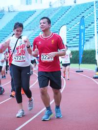 BIB: 4726
                            <button type="button" onclick="openModal(5936919)" class="btn btn-primary btn-sm float-right btn-popup" data-toggle="modal" data-target=".modal-high-quality">
                        <i class="fas fa-shopping-cart"></i> Add to Cart
                    </button>
                                            <button type="button" onclick="isThisMe(5936919, true)" class="btn btn-success btn-sm float-right btn-popup btn-isme hidden" data-toggle="tooltip" data-placement="bottom" title="นี่คือรูปของคุณใช่ไหม คลิกที่นี่เพื่อเอาเข้าอัลบั้ม">
                        <i class="fas fa-plus"></i> Add to album
                    </button>
                    <button type="button" onclick="isThisMe(5936919, false)" class="btn btn-warning btn-sm float-right btn-popup btn-isnotme hidden">
                        <i class="fas fa-ban"></i> Remove from album
                    </button>