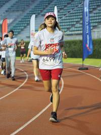 BIB: 6499
                            <button type="button" onclick="openModal(5914184)" class="btn btn-primary btn-sm float-right btn-popup" data-toggle="modal" data-target=".modal-high-quality">
                        <i class="fas fa-shopping-cart"></i> Add to Cart
                    </button>
                                            <button type="button" onclick="isThisMe(5914184, true)" class="btn btn-success btn-sm float-right btn-popup btn-isme hidden" data-toggle="tooltip" data-placement="bottom" title="นี่คือรูปของคุณใช่ไหม คลิกที่นี่เพื่อเอาเข้าอัลบั้ม">
                        <i class="fas fa-plus"></i> Add to album
                    </button>
                    <button type="button" onclick="isThisMe(5914184, false)" class="btn btn-warning btn-sm float-right btn-popup btn-isnotme hidden">
                        <i class="fas fa-ban"></i> Remove from album
                    </button>