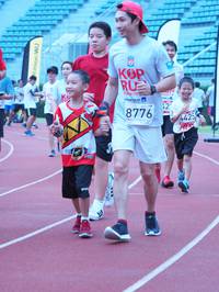 BIB: 8776, 4425
                            <button type="button" onclick="openModal(5931200)" class="btn btn-primary btn-sm float-right btn-popup" data-toggle="modal" data-target=".modal-high-quality">
                        <i class="fas fa-shopping-cart"></i> Add to Cart
                    </button>
                                            <button type="button" onclick="isThisMe(5931200, true)" class="btn btn-success btn-sm float-right btn-popup btn-isme hidden" data-toggle="tooltip" data-placement="bottom" title="นี่คือรูปของคุณใช่ไหม คลิกที่นี่เพื่อเอาเข้าอัลบั้ม">
                        <i class="fas fa-plus"></i> Add to album
                    </button>
                    <button type="button" onclick="isThisMe(5931200, false)" class="btn btn-warning btn-sm float-right btn-popup btn-isnotme hidden">
                        <i class="fas fa-ban"></i> Remove from album
                    </button>