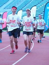 BIB: 1256, 1255, 6649
                            <button type="button" onclick="openModal(5933791)" class="btn btn-primary btn-sm float-right btn-popup" data-toggle="modal" data-target=".modal-high-quality">
                        <i class="fas fa-shopping-cart"></i> Add to Cart
                    </button>
                                            <button type="button" onclick="isThisMe(5933791, true)" class="btn btn-success btn-sm float-right btn-popup btn-isme hidden" data-toggle="tooltip" data-placement="bottom" title="นี่คือรูปของคุณใช่ไหม คลิกที่นี่เพื่อเอาเข้าอัลบั้ม">
                        <i class="fas fa-plus"></i> Add to album
                    </button>
                    <button type="button" onclick="isThisMe(5933791, false)" class="btn btn-warning btn-sm float-right btn-popup btn-isnotme hidden">
                        <i class="fas fa-ban"></i> Remove from album
                    </button>