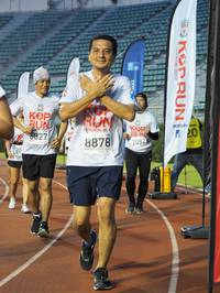 BIB: 6827, 8878, 7082, 2019
                            <button type="button" onclick="openModal(5913300)" class="btn btn-primary btn-sm float-right btn-popup" data-toggle="modal" data-target=".modal-high-quality">
                        <i class="fas fa-shopping-cart"></i> Add to Cart
                    </button>
                                            <button type="button" onclick="isThisMe(5913300, true)" class="btn btn-success btn-sm float-right btn-popup btn-isme hidden" data-toggle="tooltip" data-placement="bottom" title="นี่คือรูปของคุณใช่ไหม คลิกที่นี่เพื่อเอาเข้าอัลบั้ม">
                        <i class="fas fa-plus"></i> Add to album
                    </button>
                    <button type="button" onclick="isThisMe(5913300, false)" class="btn btn-warning btn-sm float-right btn-popup btn-isnotme hidden">
                        <i class="fas fa-ban"></i> Remove from album
                    </button>