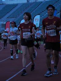 BIB: 6859, 785, 8299
                            <button type="button" onclick="openModal(5917855)" class="btn btn-primary btn-sm float-right btn-popup" data-toggle="modal" data-target=".modal-high-quality">
                        <i class="fas fa-shopping-cart"></i> Add to Cart
                    </button>
                                            <button type="button" onclick="isThisMe(5917855, true)" class="btn btn-success btn-sm float-right btn-popup btn-isme hidden" data-toggle="tooltip" data-placement="bottom" title="นี่คือรูปของคุณใช่ไหม คลิกที่นี่เพื่อเอาเข้าอัลบั้ม">
                        <i class="fas fa-plus"></i> Add to album
                    </button>
                    <button type="button" onclick="isThisMe(5917855, false)" class="btn btn-warning btn-sm float-right btn-popup btn-isnotme hidden">
                        <i class="fas fa-ban"></i> Remove from album
                    </button>