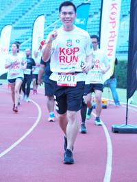 BIB: 1962, 2701, 3391
                            <button type="button" onclick="openModal(5922060)" class="btn btn-primary btn-sm float-right btn-popup" data-toggle="modal" data-target=".modal-high-quality">
                        <i class="fas fa-shopping-cart"></i> Add to Cart
                    </button>
                                            <button type="button" onclick="isThisMe(5922060, true)" class="btn btn-success btn-sm float-right btn-popup btn-isme hidden" data-toggle="tooltip" data-placement="bottom" title="นี่คือรูปของคุณใช่ไหม คลิกที่นี่เพื่อเอาเข้าอัลบั้ม">
                        <i class="fas fa-plus"></i> Add to album
                    </button>
                    <button type="button" onclick="isThisMe(5922060, false)" class="btn btn-warning btn-sm float-right btn-popup btn-isnotme hidden">
                        <i class="fas fa-ban"></i> Remove from album
                    </button>