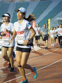 BIB: 7222, 7888
                            <button type="button" onclick="openModal(5914258)" class="btn btn-primary btn-sm float-right btn-popup" data-toggle="modal" data-target=".modal-high-quality">
                        <i class="fas fa-shopping-cart"></i> Add to Cart
                    </button>
                                            <button type="button" onclick="isThisMe(5914258, true)" class="btn btn-success btn-sm float-right btn-popup btn-isme hidden" data-toggle="tooltip" data-placement="bottom" title="นี่คือรูปของคุณใช่ไหม คลิกที่นี่เพื่อเอาเข้าอัลบั้ม">
                        <i class="fas fa-plus"></i> Add to album
                    </button>
                    <button type="button" onclick="isThisMe(5914258, false)" class="btn btn-warning btn-sm float-right btn-popup btn-isnotme hidden">
                        <i class="fas fa-ban"></i> Remove from album
                    </button>