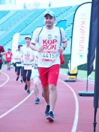 BIB: 4415
                            <button type="button" onclick="openModal(5933519)" class="btn btn-primary btn-sm float-right btn-popup" data-toggle="modal" data-target=".modal-high-quality">
                        <i class="fas fa-shopping-cart"></i> Add to Cart
                    </button>
                                            <button type="button" onclick="isThisMe(5933519, true)" class="btn btn-success btn-sm float-right btn-popup btn-isme hidden" data-toggle="tooltip" data-placement="bottom" title="นี่คือรูปของคุณใช่ไหม คลิกที่นี่เพื่อเอาเข้าอัลบั้ม">
                        <i class="fas fa-plus"></i> Add to album
                    </button>
                    <button type="button" onclick="isThisMe(5933519, false)" class="btn btn-warning btn-sm float-right btn-popup btn-isnotme hidden">
                        <i class="fas fa-ban"></i> Remove from album
                    </button>