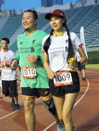 BIB: 1010, 7016, 1009
                            <button type="button" onclick="openModal(5914559)" class="btn btn-primary btn-sm float-right btn-popup" data-toggle="modal" data-target=".modal-high-quality">
                        <i class="fas fa-shopping-cart"></i> Add to Cart
                    </button>
                                            <button type="button" onclick="isThisMe(5914559, true)" class="btn btn-success btn-sm float-right btn-popup btn-isme hidden" data-toggle="tooltip" data-placement="bottom" title="นี่คือรูปของคุณใช่ไหม คลิกที่นี่เพื่อเอาเข้าอัลบั้ม">
                        <i class="fas fa-plus"></i> Add to album
                    </button>
                    <button type="button" onclick="isThisMe(5914559, false)" class="btn btn-warning btn-sm float-right btn-popup btn-isnotme hidden">
                        <i class="fas fa-ban"></i> Remove from album
                    </button>