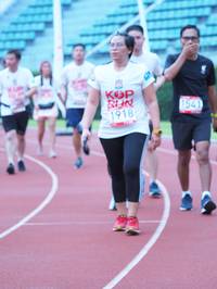 BIB: 1541, 1918
                            <button type="button" onclick="openModal(5940097)" class="btn btn-primary btn-sm float-right btn-popup" data-toggle="modal" data-target=".modal-high-quality">
                        <i class="fas fa-shopping-cart"></i> Add to Cart
                    </button>
                                            <button type="button" onclick="isThisMe(5940097, true)" class="btn btn-success btn-sm float-right btn-popup btn-isme hidden" data-toggle="tooltip" data-placement="bottom" title="นี่คือรูปของคุณใช่ไหม คลิกที่นี่เพื่อเอาเข้าอัลบั้ม">
                        <i class="fas fa-plus"></i> Add to album
                    </button>
                    <button type="button" onclick="isThisMe(5940097, false)" class="btn btn-warning btn-sm float-right btn-popup btn-isnotme hidden">
                        <i class="fas fa-ban"></i> Remove from album
                    </button>