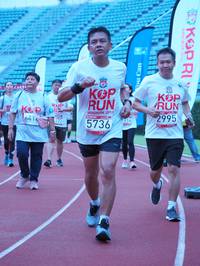 BIB: 2019, 6414, 2995, 172, 5736
                            <button type="button" onclick="openModal(5923292)" class="btn btn-primary btn-sm float-right btn-popup" data-toggle="modal" data-target=".modal-high-quality">
                        <i class="fas fa-shopping-cart"></i> Add to Cart
                    </button>
                                            <button type="button" onclick="isThisMe(5923292, true)" class="btn btn-success btn-sm float-right btn-popup btn-isme hidden" data-toggle="tooltip" data-placement="bottom" title="นี่คือรูปของคุณใช่ไหม คลิกที่นี่เพื่อเอาเข้าอัลบั้ม">
                        <i class="fas fa-plus"></i> Add to album
                    </button>
                    <button type="button" onclick="isThisMe(5923292, false)" class="btn btn-warning btn-sm float-right btn-popup btn-isnotme hidden">
                        <i class="fas fa-ban"></i> Remove from album
                    </button>